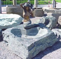 Brunnen Stein Naturstein Gartenbrunnen Steinmetz Vorarlberg