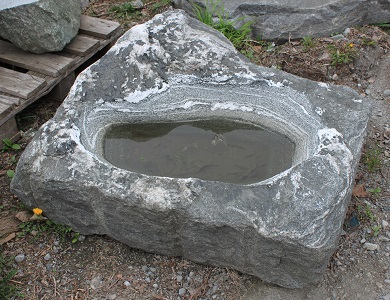 Brunnen-Stein Stein-Brunnen Naturstein Gartenbrunnen Vorarlberg Lustenau Höchst Bregenz