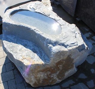Brunnen aus Naturstein Vorarlberg Schweiz im Land hergestellt aus Österreich
