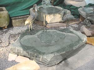 Brunnen Reiher Vgel Stein Naturstein Gartenbrunnen Steinmetz Vorarlberg