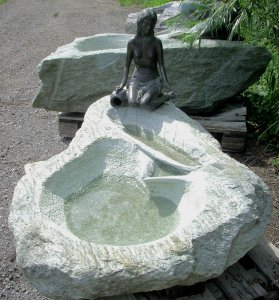 Brunnen Stein Naturstein Gartenbrunnen Steinbrunnen Wasserspiel Garten Granitbrunnen Granit Steinmetz sterreich Vorarlberg Lustenau Dornbirn Bregenz Feldkirch Bludenz Lech Zrs Hard Hchst Fuach Kennelbach Hohenems